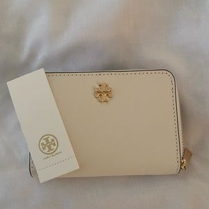 Brand New Tory Burch Card Holder/Coin Purse/Key Chain